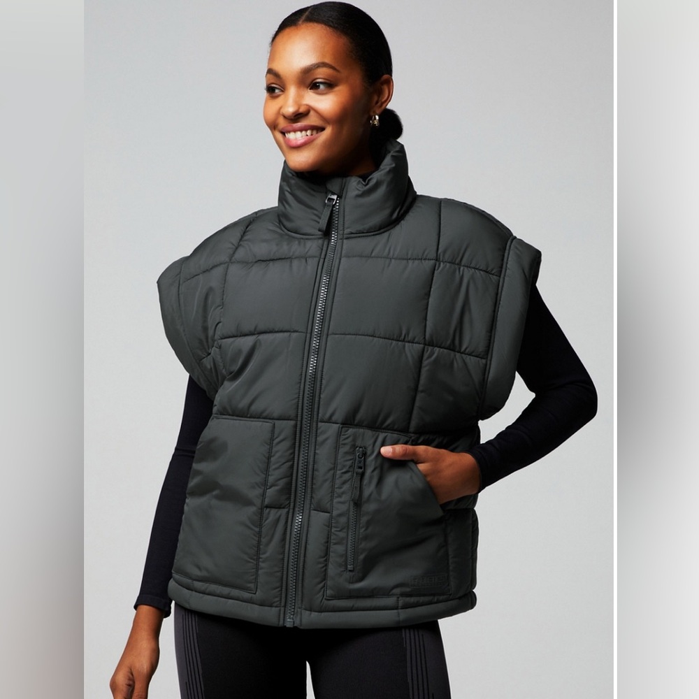 Fabletics Cloud Nine Puffer Vest Black - image 1